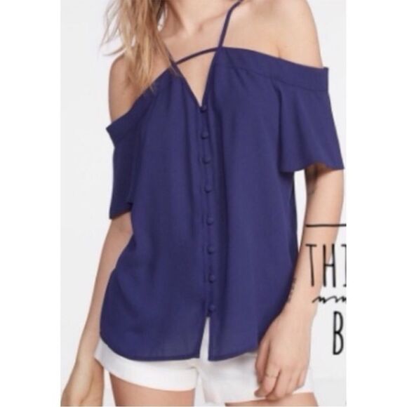 Express periwinkle blue cold shoulder button front blouse size xsmall - Picture 5 of 7